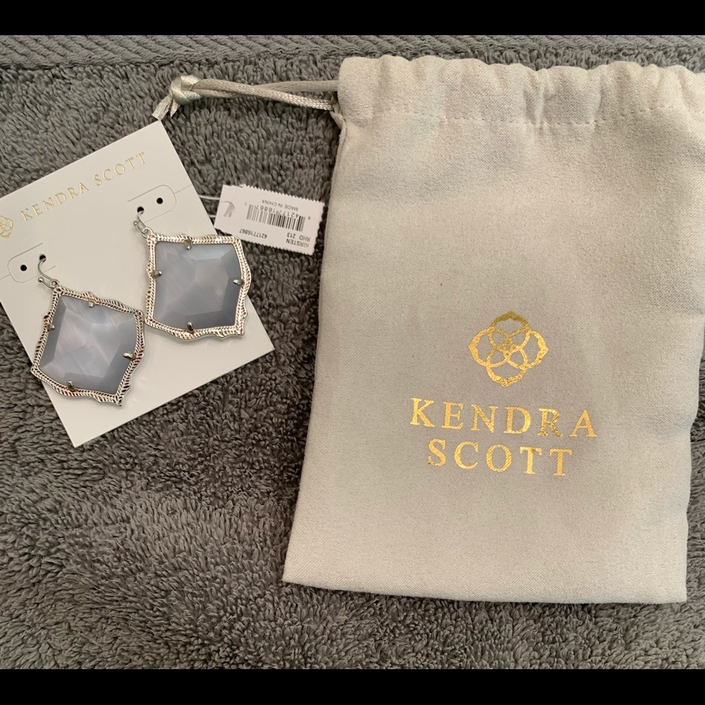 Kendra Scott Kirsten earrings